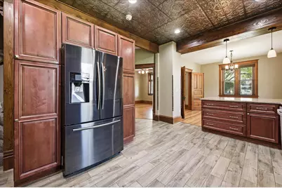 131 Main Street N, Shakopee, MN 55379 - Photo 8