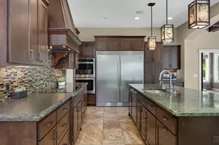 15270 Branch Cir, Lakeville, MN 55306 - Photo 14