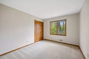3385 Rosewood Ln N, Plymouth, MN 55441 - Photo 20