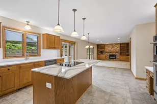 3385 Rosewood Ln N, Plymouth, MN 55441 - Photo 8