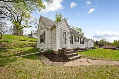321 S 3rd Street, Le Sueur, MN 56058 - Photo 2
