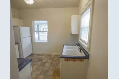 306 10th Avenue NE, Rochester, MN 55906 - Photo 8