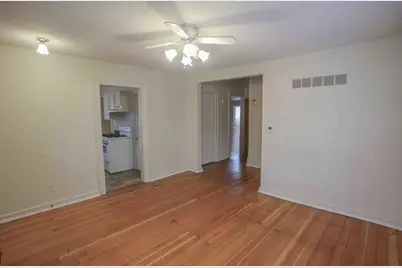 306 10th Avenue NE, Rochester, MN 55906 - Photo 4