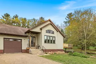 2418 Panorama Dr, Menomonie, WI 54751 - Photo 4