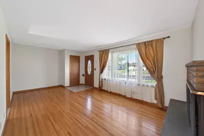 8231 Emerson Avenue S, Bloomington, MN 55420 - Photo 10