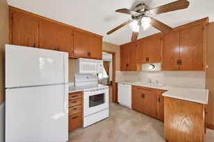 8231 Emerson Ave S, Bloomington, MN 55420 - Photo 14