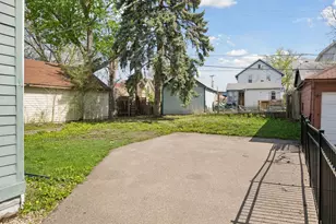 402 Hope St, Saint Paul, MN 55106 - Photo 84