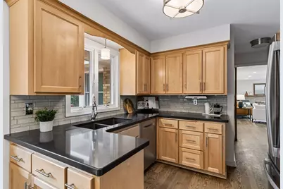 2079 Upper Saint Dennis Road, Saint Paul, MN 55116 - Photo 6
