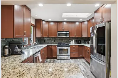 1773 Geneva Avenue N, Oakdale, MN 55128 - Photo 14