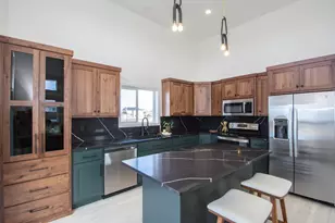6749 30th St S, Fargo, ND 58104 - Photo 8