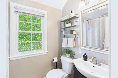 674 Montana Avenue E, Saint Paul, MN 55106 - Photo 14