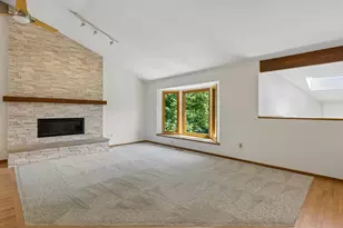 5931 Creek Point, Minnetonka, MN 55345 - Photo 8