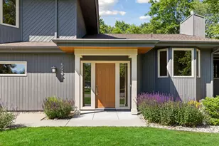 5931 Creek Point, Minnetonka, MN 55345 - Photo 4