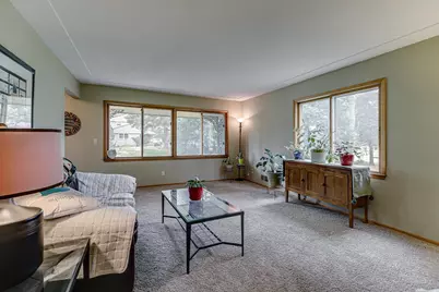 1525 Saint Croix Circle, Golden Valley, MN 55422 - Photo 8