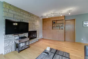 1525 St Croix Cir, Golden Valley, MN 55422 - Photo 28
