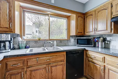 1525 Saint Croix Circle, Golden Valley, MN 55422 - Photo 18