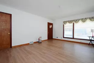 2122 30th Ave N, Minneapolis, MN 55411 - Photo 6