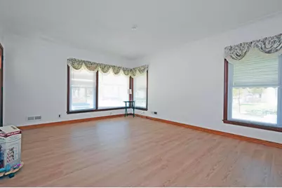 2122 30th Avenue N, Minneapolis, MN 55411 - Photo 4