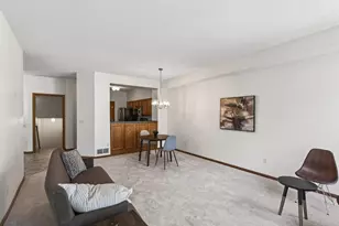 2162 Water Lilly Ln, Eagan, MN 55122 - Photo 4