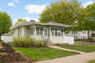 880 21st Ave SE, Minneapolis, MN 55414 - Photo 2