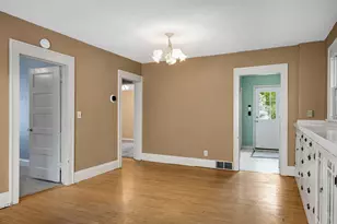 880 21st Ave SE, Minneapolis, MN 55414 - Photo 8