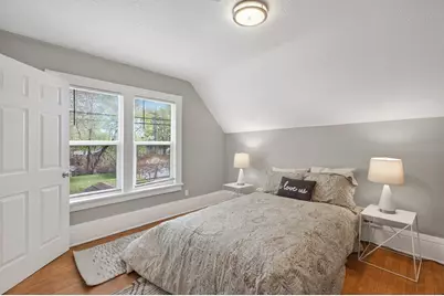2219 29th Avenue N, Minneapolis, MN 55411 - Photo 18