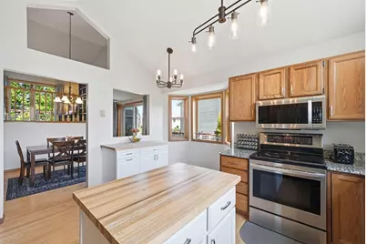 7135 Upper 157th Street W, Apple Valley, MN 55124 - Photo 8