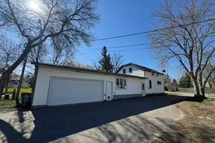 106 Cedar Ave NE, Wadena, MN 56482 - Photo 4