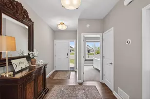 19585 115th Ave N, Maple Grove, MN 55311 - Photo 2