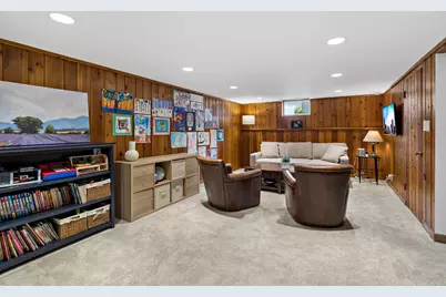 5928 Chowen Avenue S, Edina, MN 55410 - Photo 24