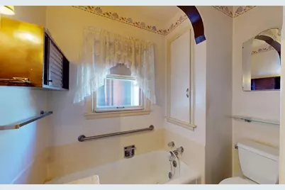 406 Giles Place, Albert Lea, MN 56007 - Photo 12
