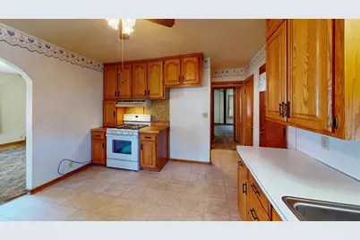 406 Giles Place, Albert Lea, MN 56007 - Photo 8