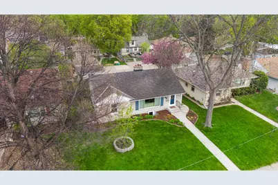 6125 10th Avenue S, Minneapolis, MN 55417 - Photo 2