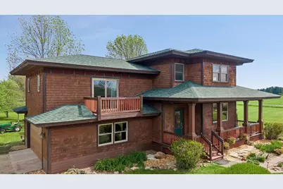 392 Old Cemetery Road, River Falls, WI 54022 - Photo 2