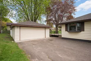 659 Grange Ave N, Oakdale, MN 55128 - Photo 26