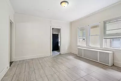 918 Queen Avenue N, Minneapolis, MN 55411 - Photo 6