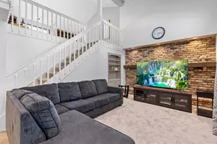 2904 Silver Lake Ct NE, Saint Paul, MN 55421 - Photo 14