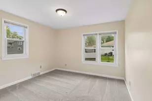 235 Dakota St, West Saint Paul, MN 55118 - Photo 10