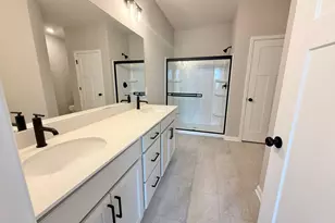 8208 Haywood Dr, Lino Lakes, MN 55014 - Photo 12