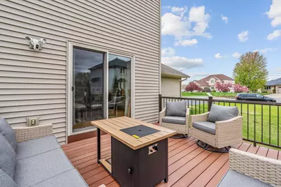 10118 Yates Avenue N, Brooklyn Park, MN 55443 - Photo 6