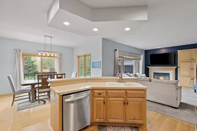10118 Yates Avenue N, Brooklyn Park, MN 55443 - Photo 24
