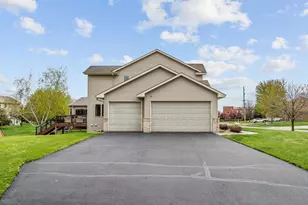 10118 Yates Ave N, Brooklyn Park, MN 55443 - Photo 4