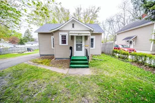 251 Linden Ave, Owatonna, MN 55060 - Photo 1