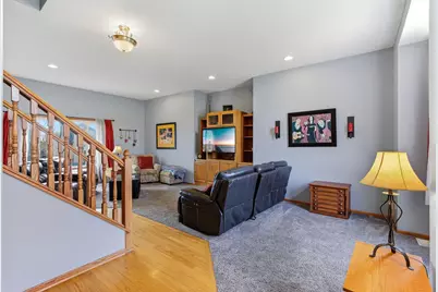 9918 Kiwi Avenue N, Brooklyn Park, MN 55443 - Photo 2