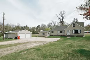 58196 County Road 21, Mazeppa, MN 55956 - Photo 1