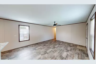 2302 Milton Avenue #Lot 28, Albert Lea, MN 56007 - Photo 4