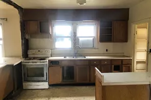 2626 6th Ave E, Hibbing, MN 55746 - Photo 2