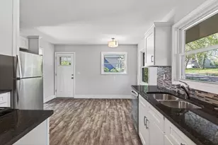 2580 Winfield Ave, Golden Valley, MN 55422 - Photo 8
