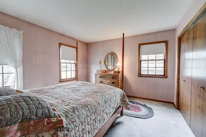1721 Rhode Island Avenue N, Golden Valley, MN 55427 - Photo 40