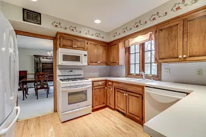 1721 Rhode Island Avenue N, Golden Valley, MN 55427 - Photo 14